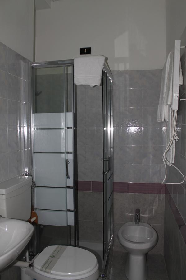 Hotel Luisa Mailand Zimmer foto